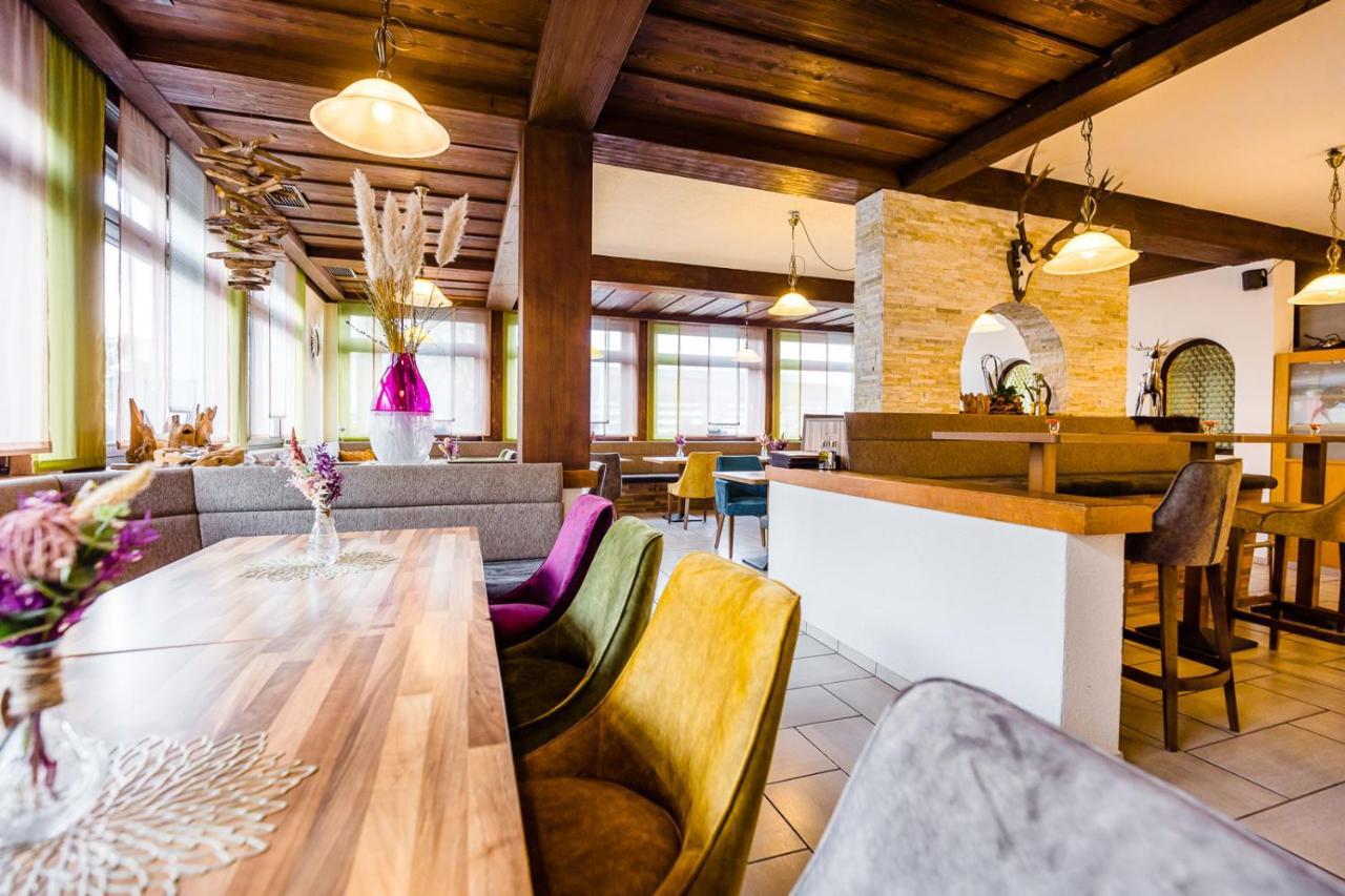 Landhotel Kueffner Pfedelbach Экстерьер фото