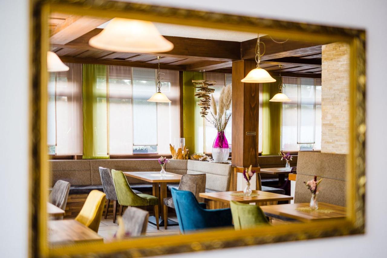 Landhotel Kueffner Pfedelbach Экстерьер фото